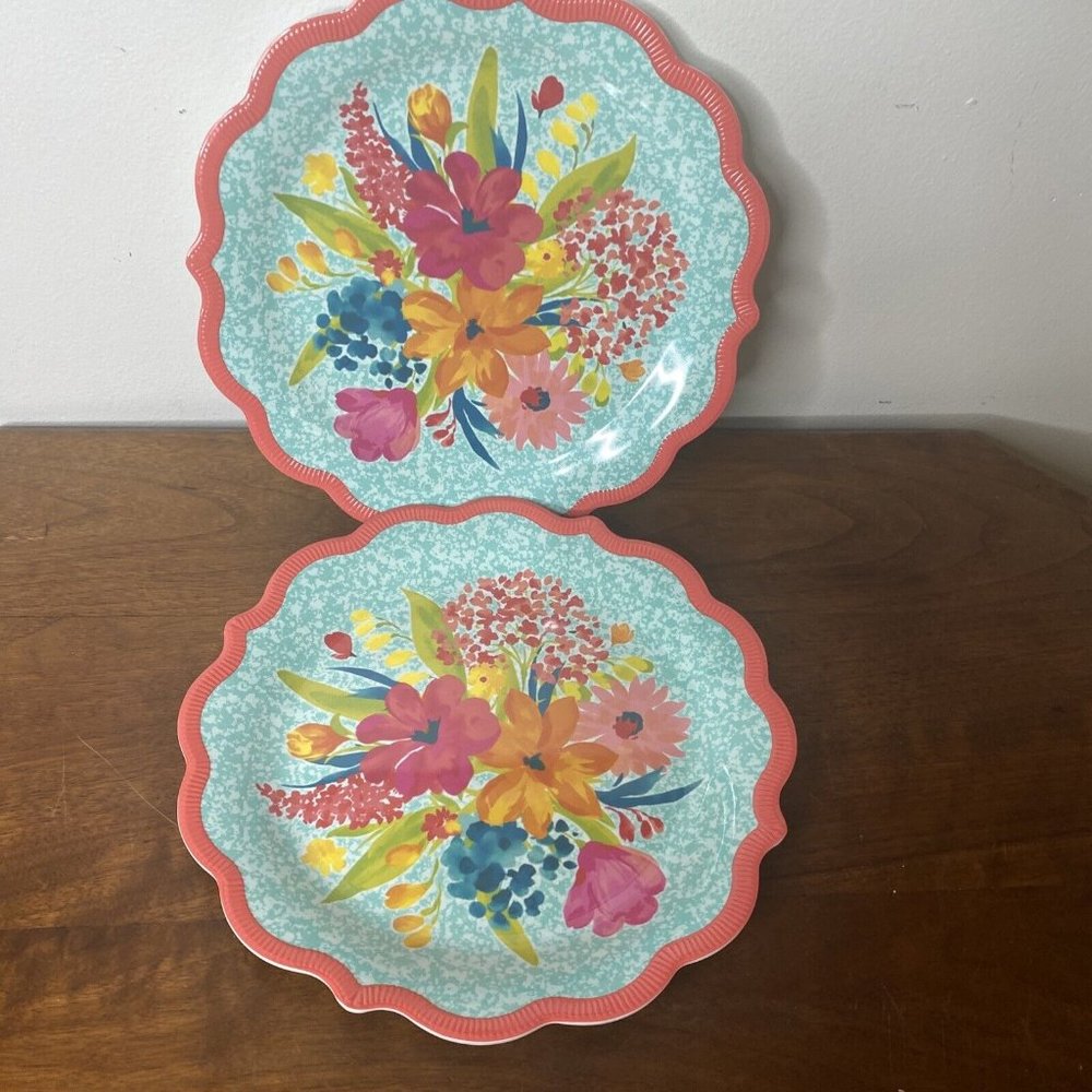 The Pioneer Woman Coral Floral Trim Melamine Plastic Dinner Plates 2